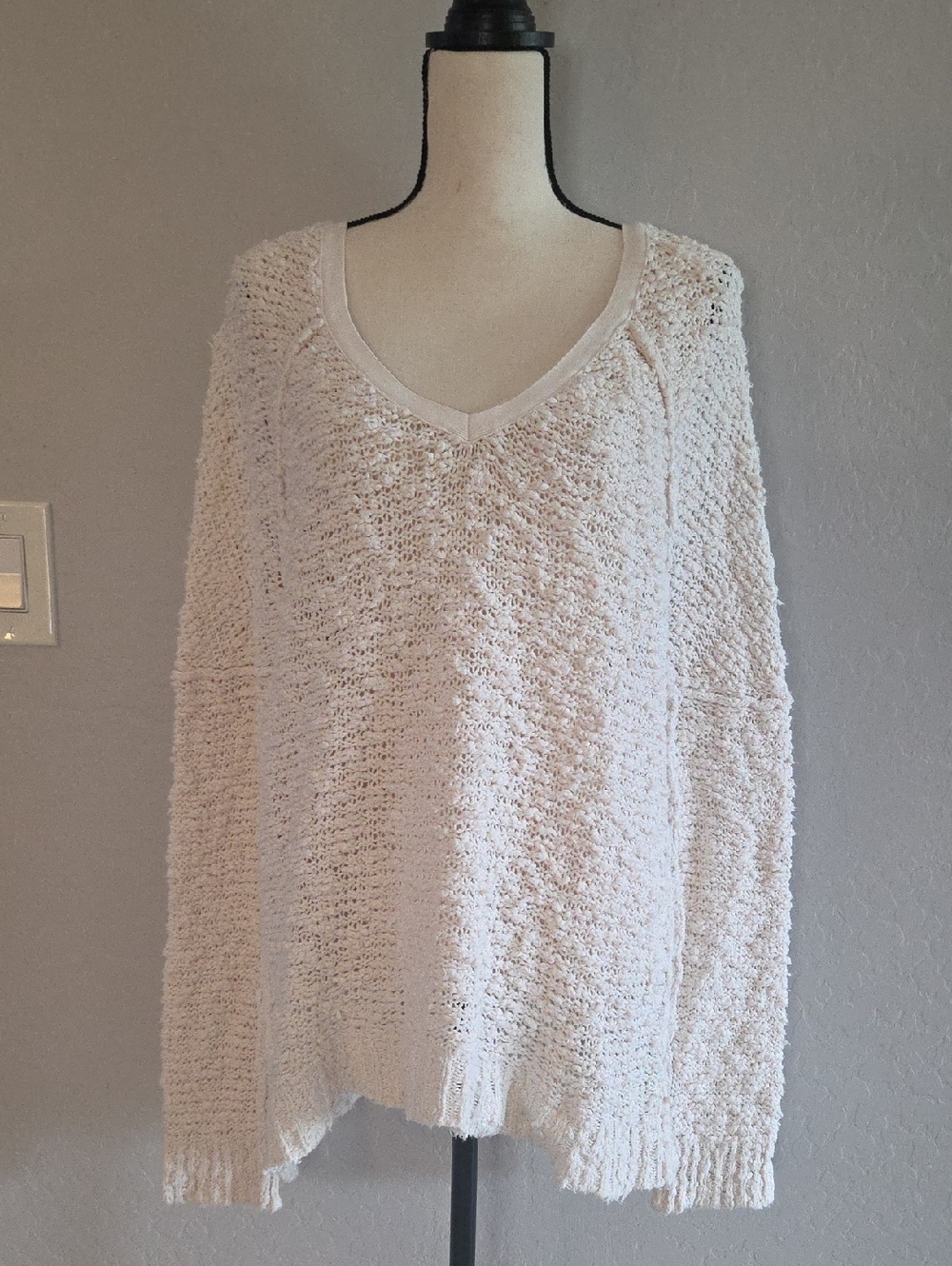 Free People Cream V-Neck Open Knit Cotton Sweater Size Med NWOT